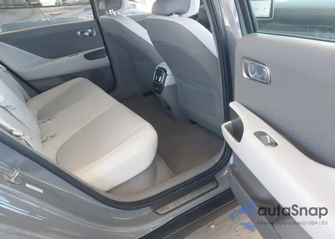 2025 Hyundai Ioniq 6 Limited из США, поврежденный, VIN KMHM54AC7SA105209